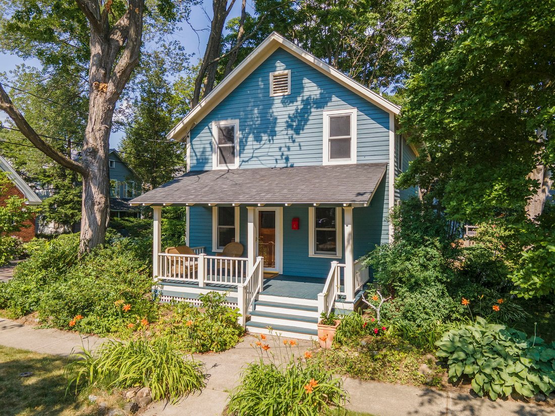 House in Saratoga Springs, New York, United States 1 - 18454351