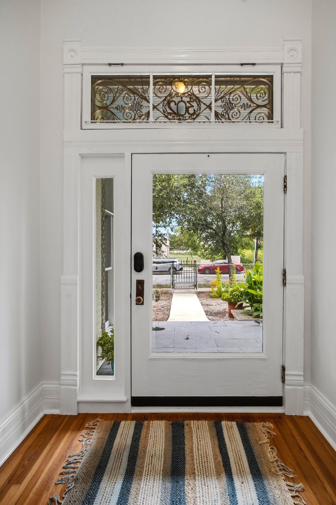 San Antonio, Texas, United States 5 - 18454342