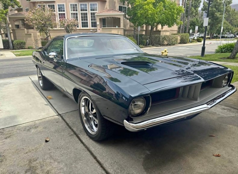 Coupe in Glendale, United States 1 - 18453672
