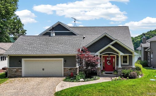 House in Grass Lake Charter Township, Michigan, United States 1