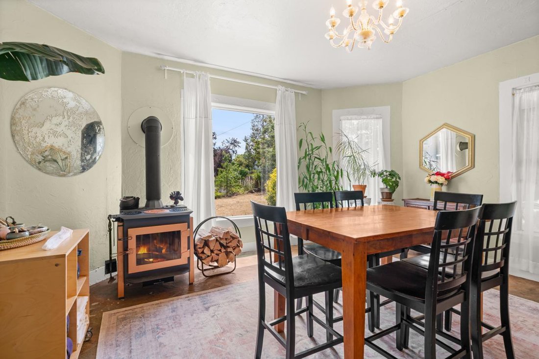 House in Medford, Oregon, United States 4 - 18454095