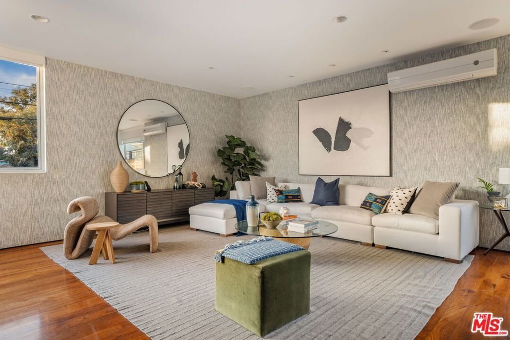 House in Los Angeles, California, United States 2 - 18453624