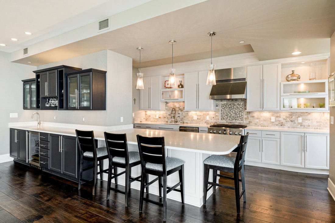 Condo in Milwaukee, Wisconsin, United States 3 - 18453867