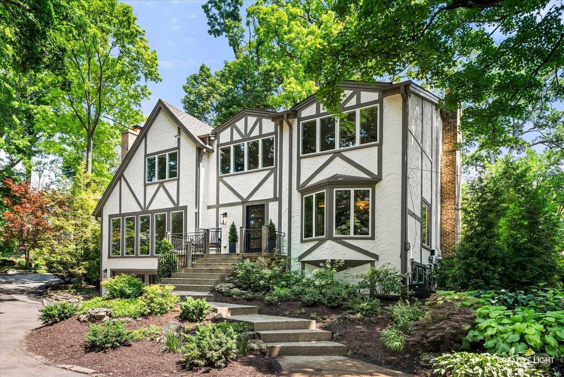 House in Glen Ellyn, Illinois, United States 2 - 18453553