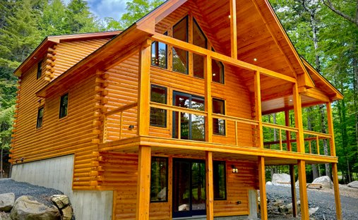House in Beaver Cove, Maine, United States 1