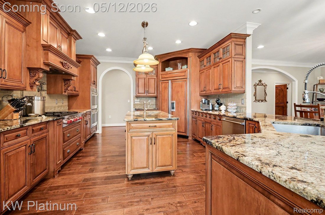 House in Sterling Heights, Michigan, United States 4 - 17894834