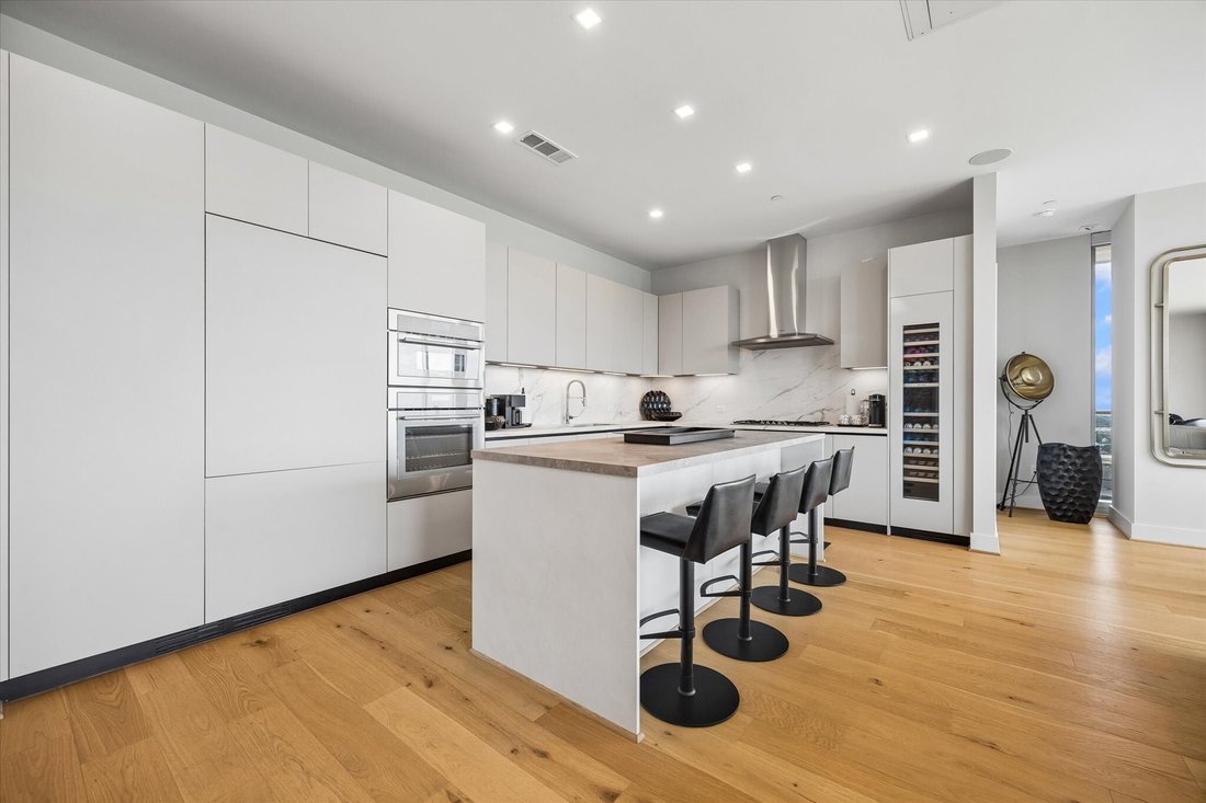 Condo in Houston, Texas, United States 5 - 17879617
