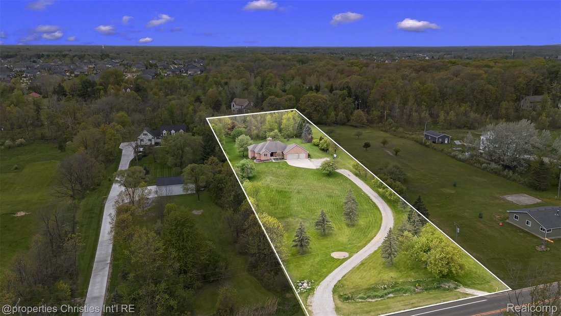 Casa en Novi, Míchigan, Estados Unidos 4 - 18454525