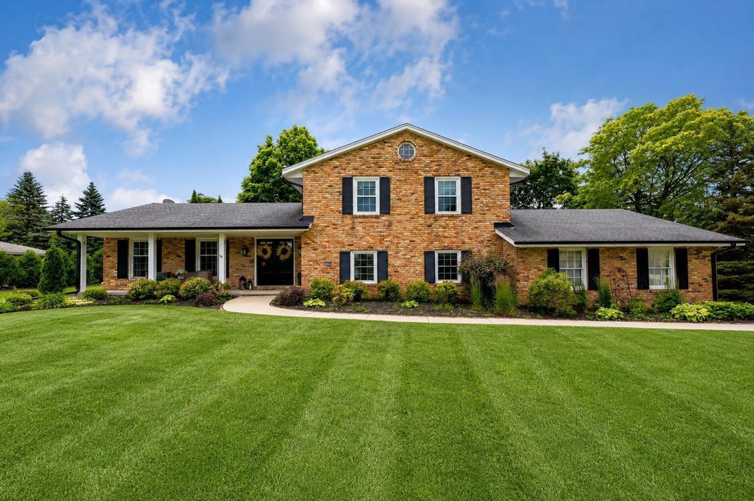 House in Brookfield, Wisconsin, United States 1 - 18453838