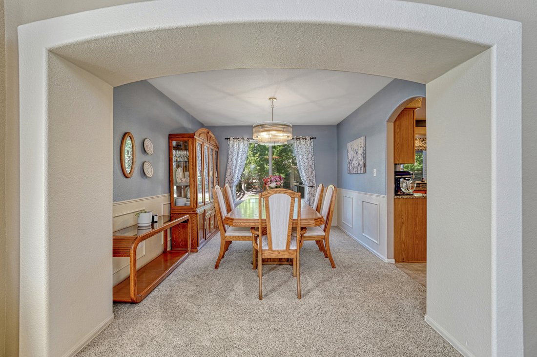 Colorado Springs, Colorado, United States 3 - 18454016