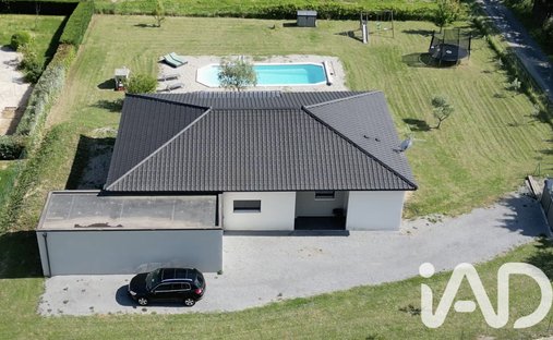 House in Vallon-Pont-d'Arc, Auvergne-Rhône-Alpes, France 1