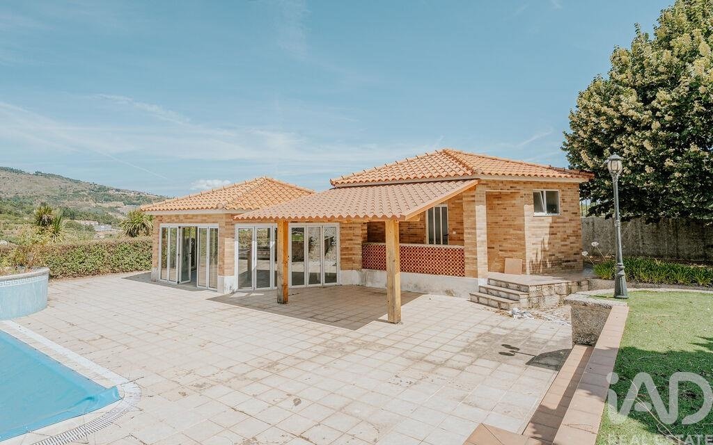 Townhouse in Almacave, Viseu District, Portugal 2 - 18454962