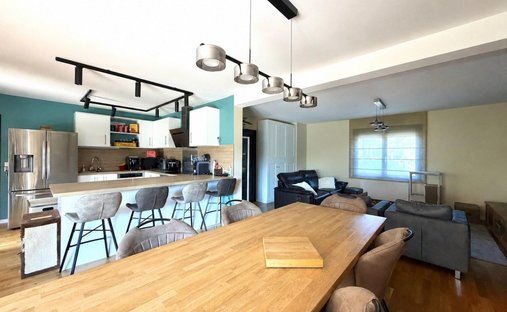 House in Bondues, Hauts-de-France, France 1