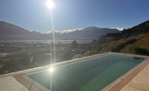 Villa in Gordola, Tessin, Schweiz 1