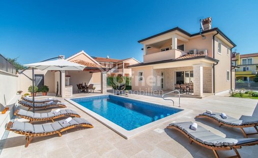Haus in Poreč, Gespanschaft Istrien, Kroatien 1