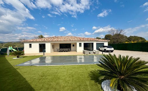 Villa in Trans-en-Provence, Provence-Alpes-Côte d'Azur, France 1