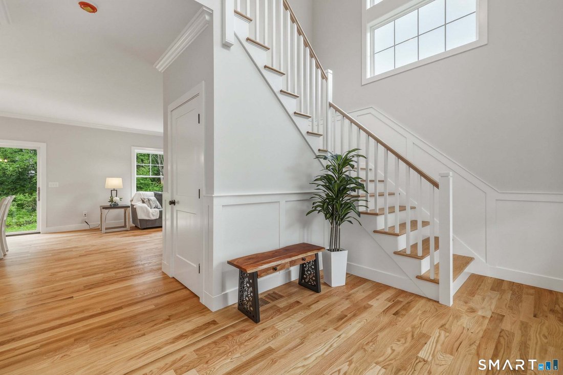 House in Vernon, Connecticut, United States 4 - 18454693