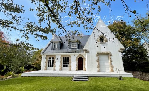 Villa in Clohars-Carnoët, Brittany, France 1
