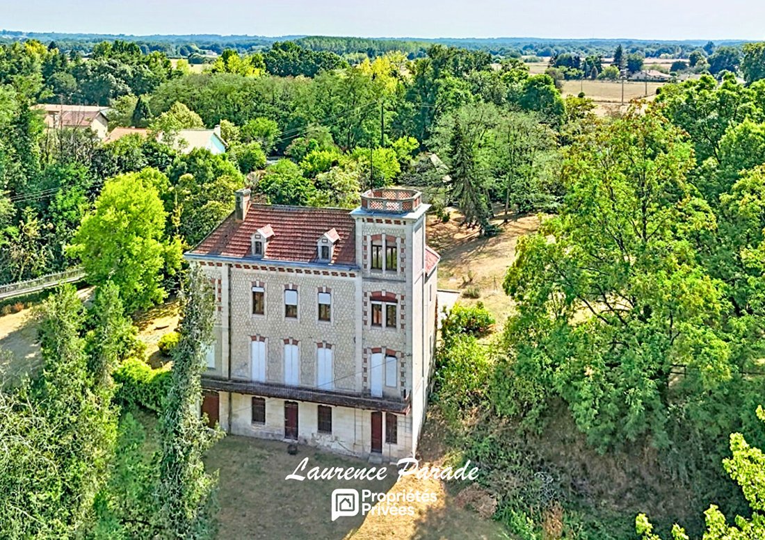 Villa in Saint-Laurent-des-Hommes, Nouvelle-Aquitaine, France 2 - 18024259