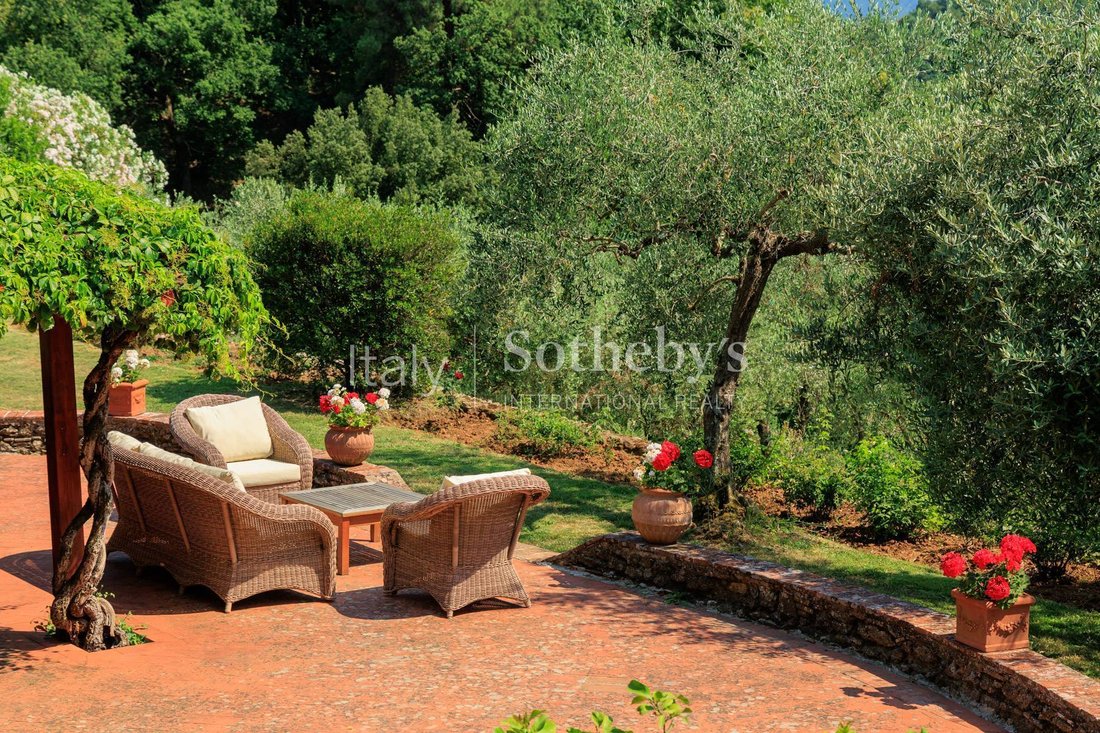 House in Pieve di Brancoli, Lucca, Tuscany 2 - 18454751