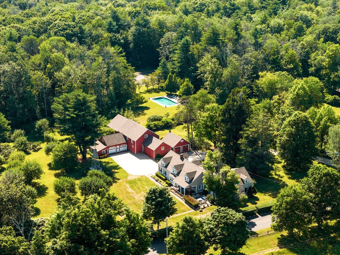 House in Winsted, Connecticut, United States 1 - 18454895