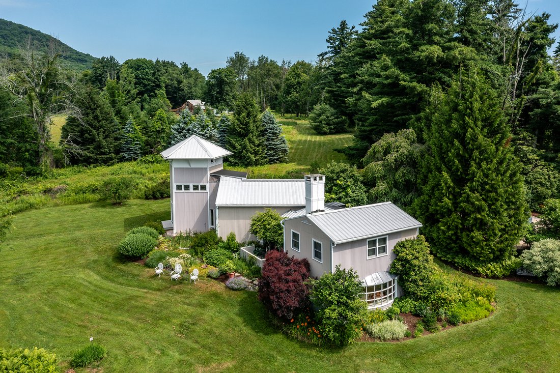 House in Salisbury, Connecticut, United States 2 - 18454887