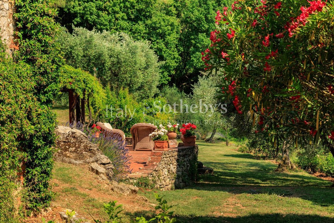 House in Pieve di Brancoli, Lucca, Tuscany 5 - 18454751
