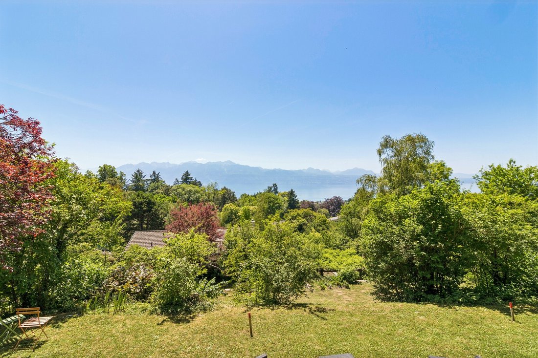 House in Lausanne, Vaud, Switzerland 1 - 18454752