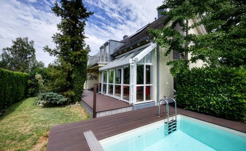 House in Gröbenzell, Bavaria, Germany 1