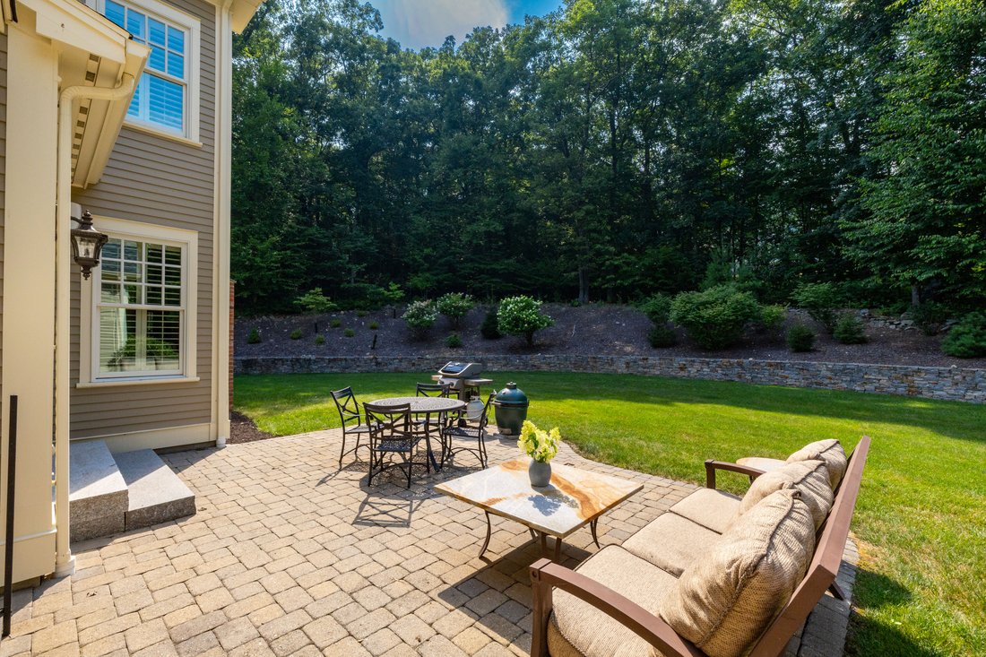 House in Avon, Connecticut, United States 4 - 18455257