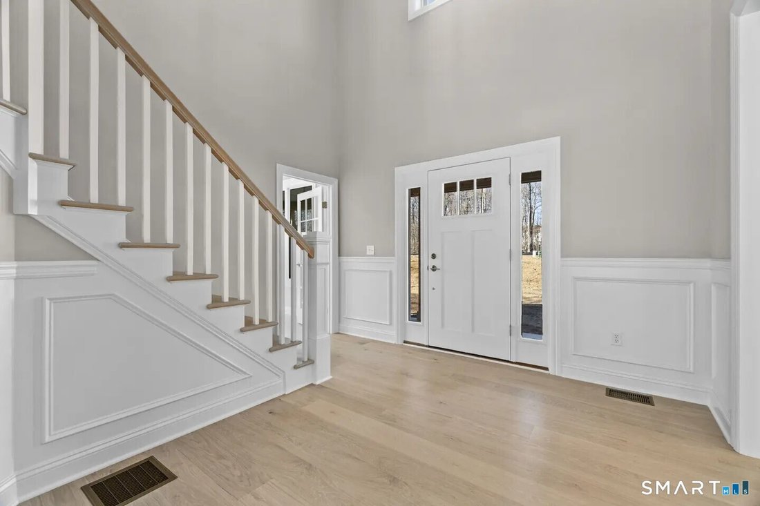House in East Lyme, Connecticut, United States 3 - 18455399