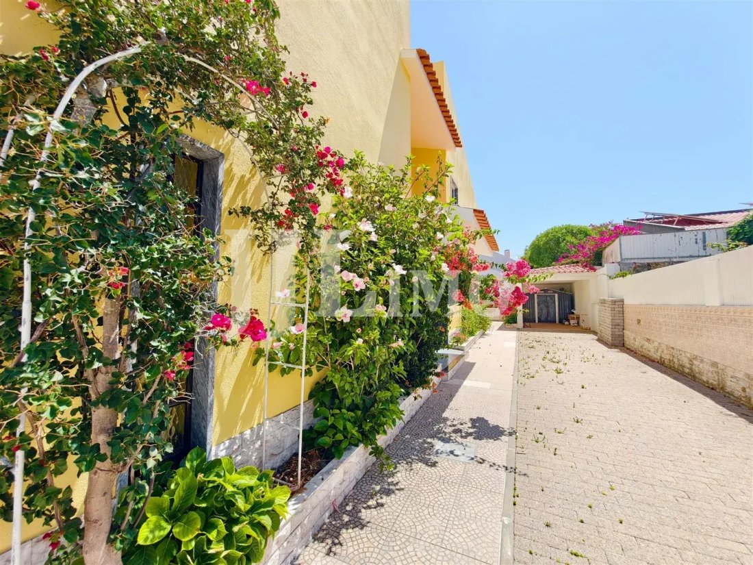 Townhouse in Cascais e Estoril, Lisbon, Portugal 5 - 18455447