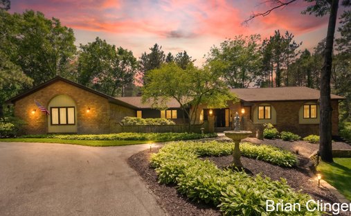 House in Forest Hills, Michigan, United States 1
