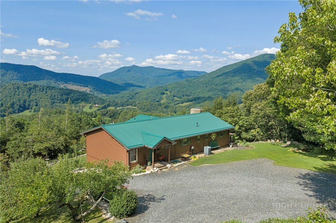 House in West Jefferson, North Carolina, United States 2 - 18455379