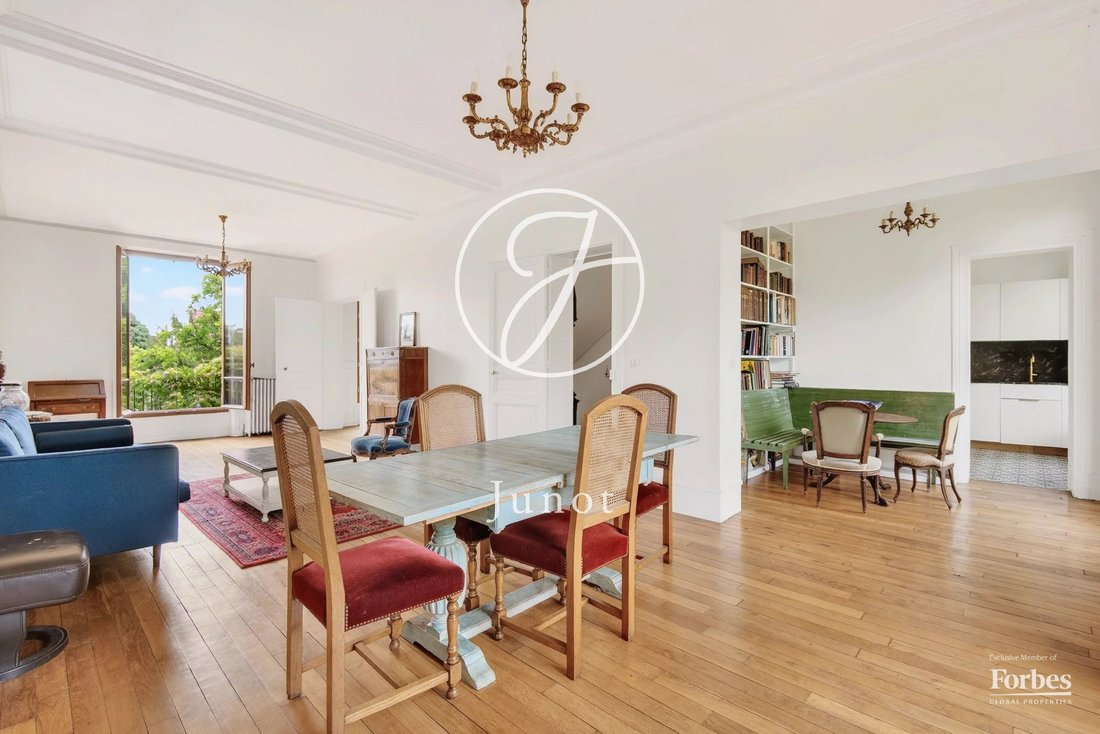 House in Saint-Cloud, Ile-de-France, France 4 - 18261805