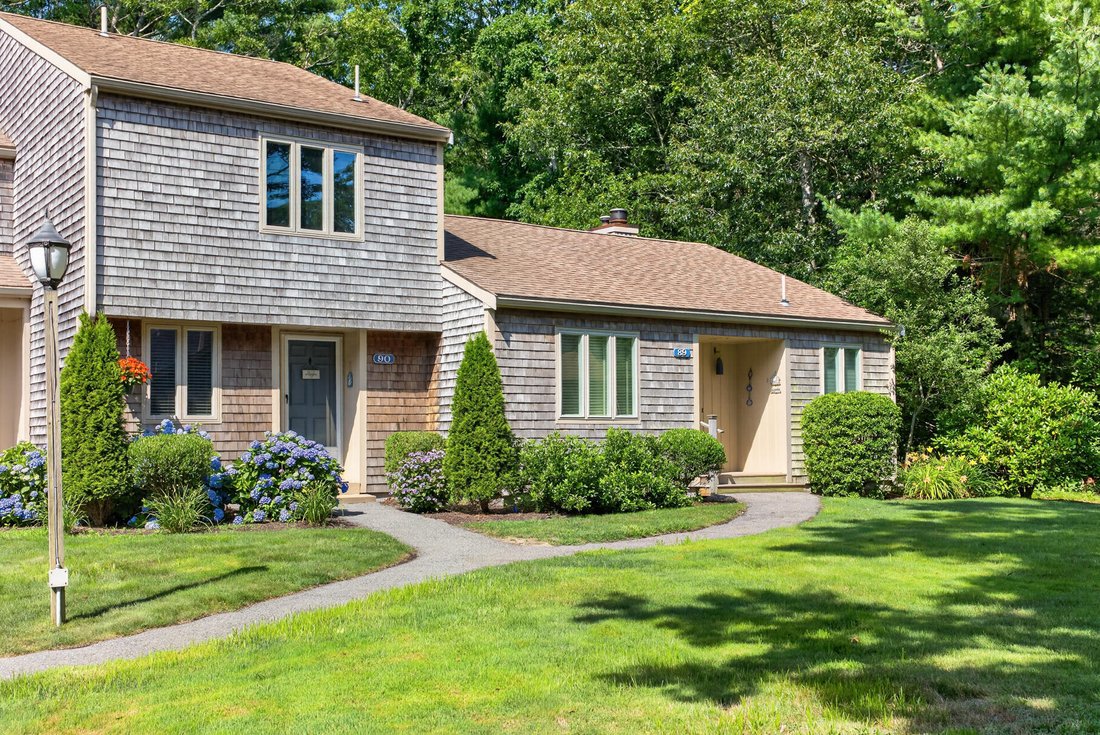 Condo in Falmouth, Massachusetts, United States 1 - 18455053