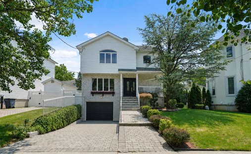 House in New York, New York, United States 1