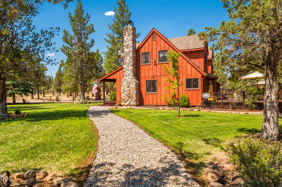 House in Sisters, Oregon, United States 3 - 18455390