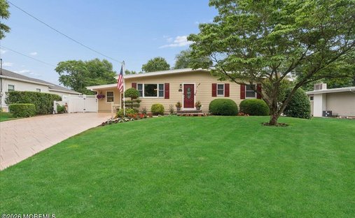House in Lincroft, New Jersey, United States 1