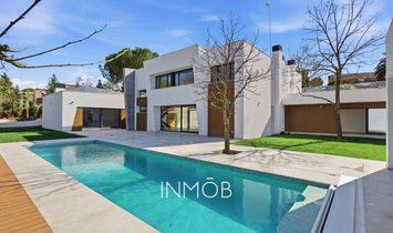 House in Boadilla del Monte, Comunidad de Madrid, Spain 1