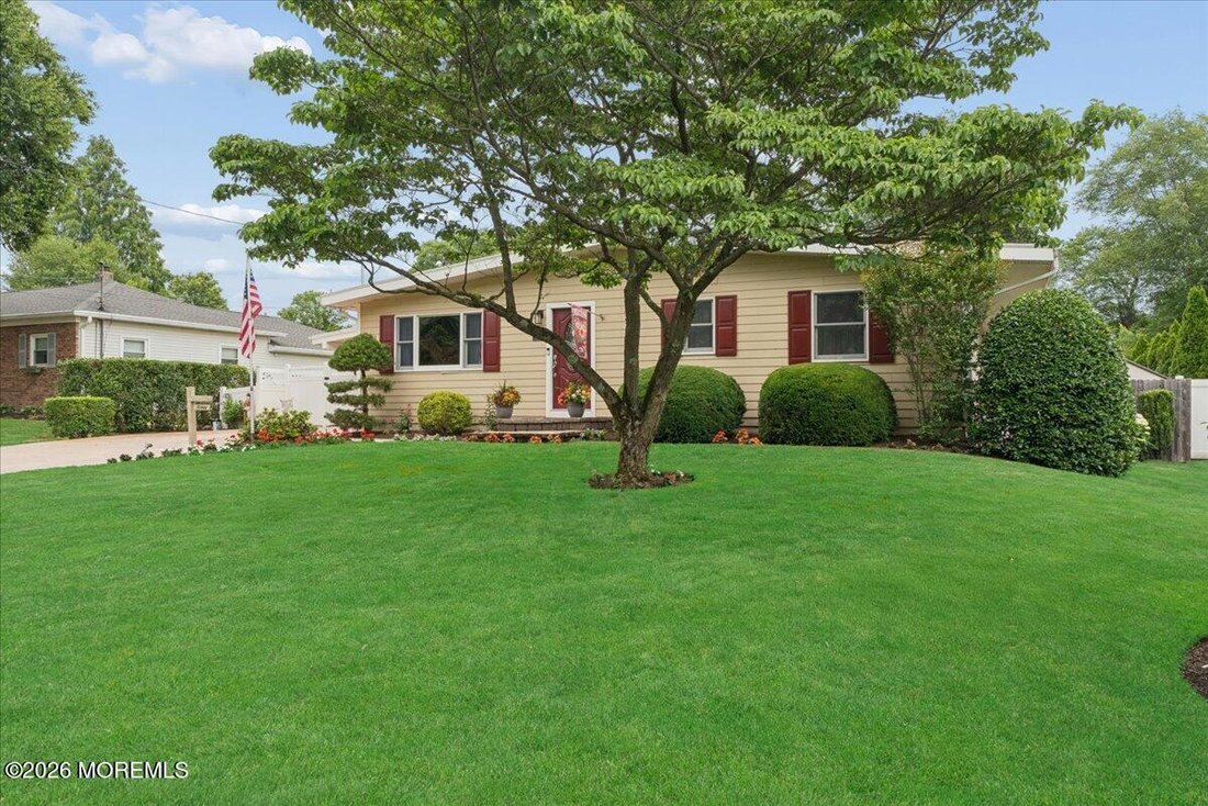 House in Lincroft, New Jersey, United States 2 - 18455306