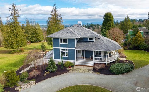 House in Camano, Washington, United States 1