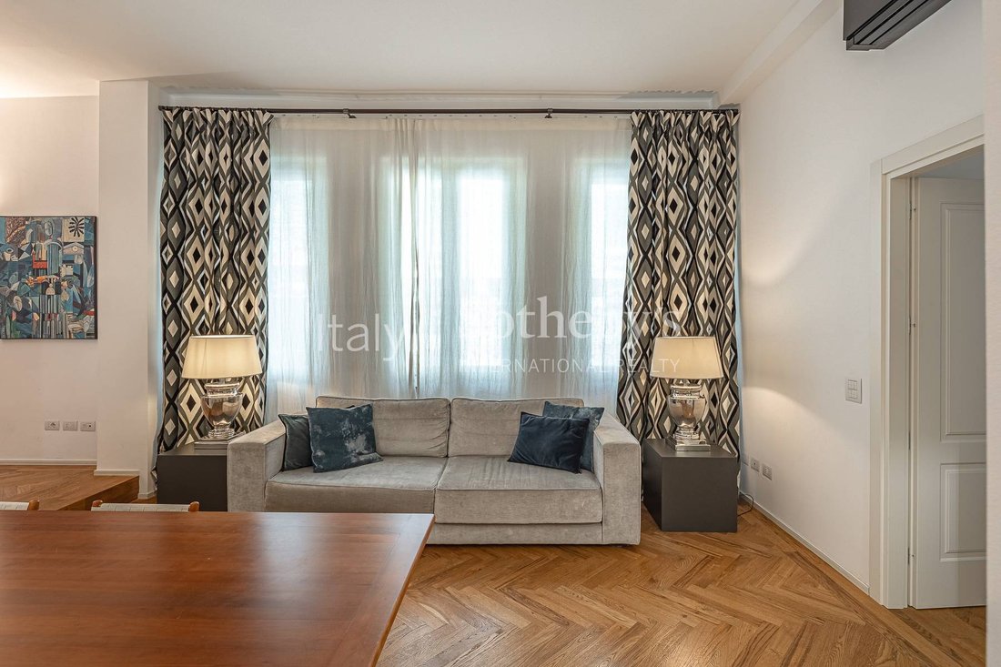 Apartment in Brera, Milan, Italy 2 - 18455054