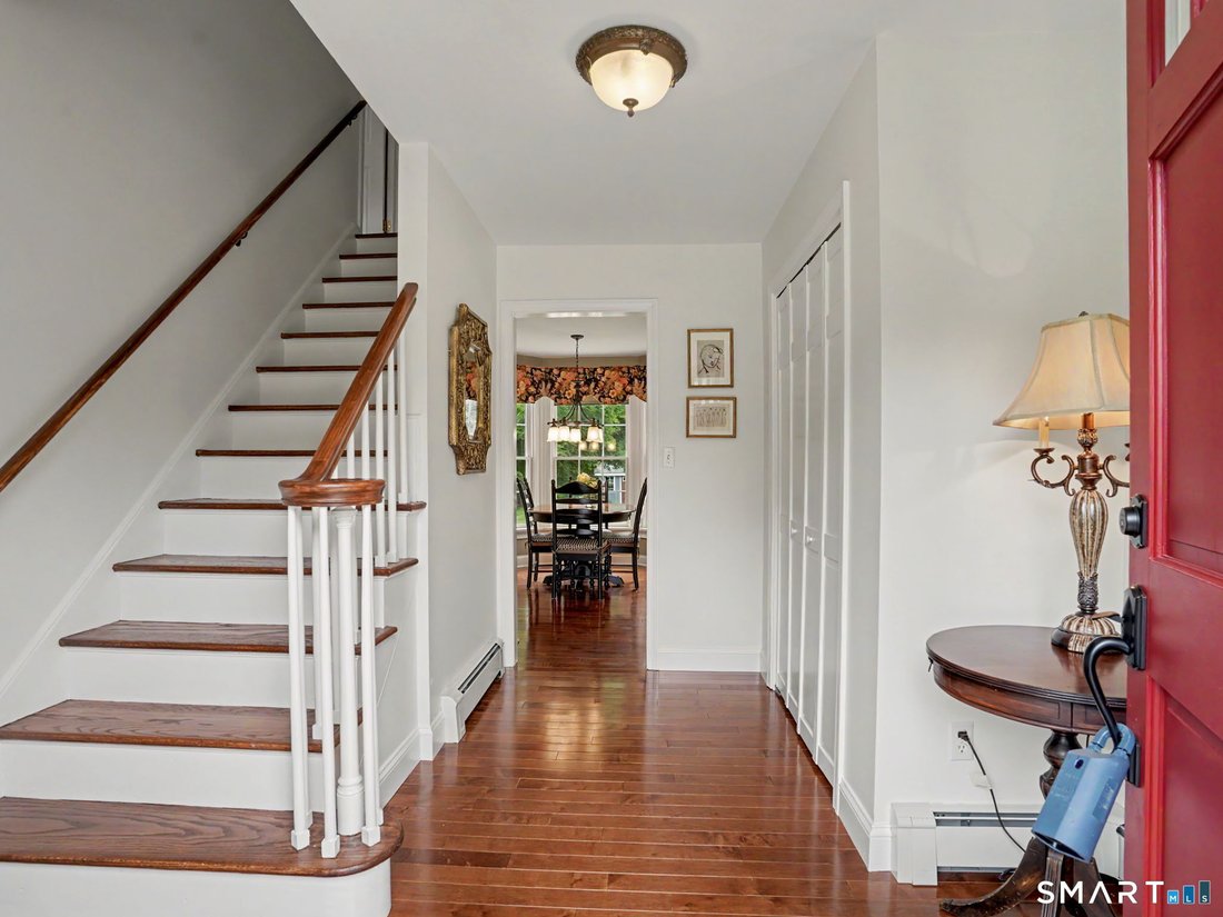 House in Trumbull, Connecticut, United States 4 - 18455402