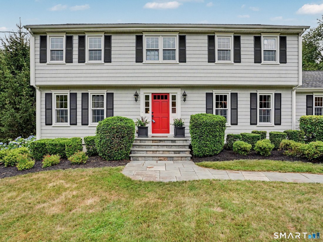 House in Trumbull, Connecticut, United States 2 - 18455402