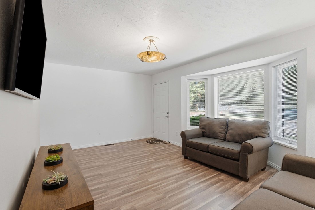 Orem, Utah, United States 5 - 18455246