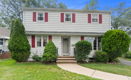 House in New Milford, New Jersey, United States 1