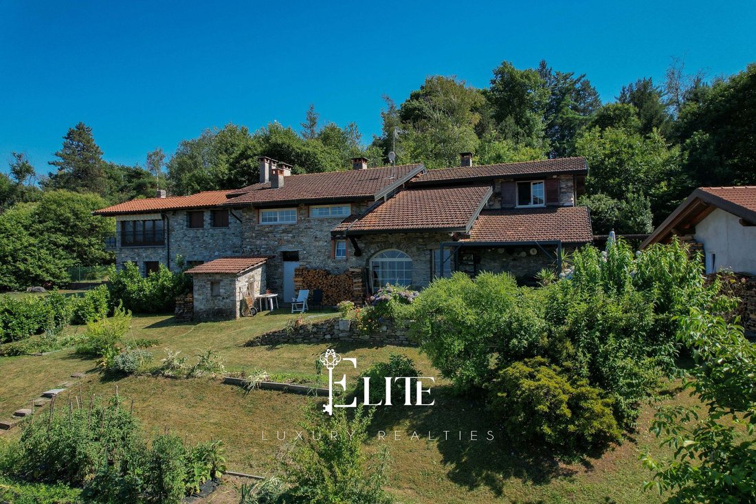 Villa in Bedero, Lombardy, Italy 3 - 18471992