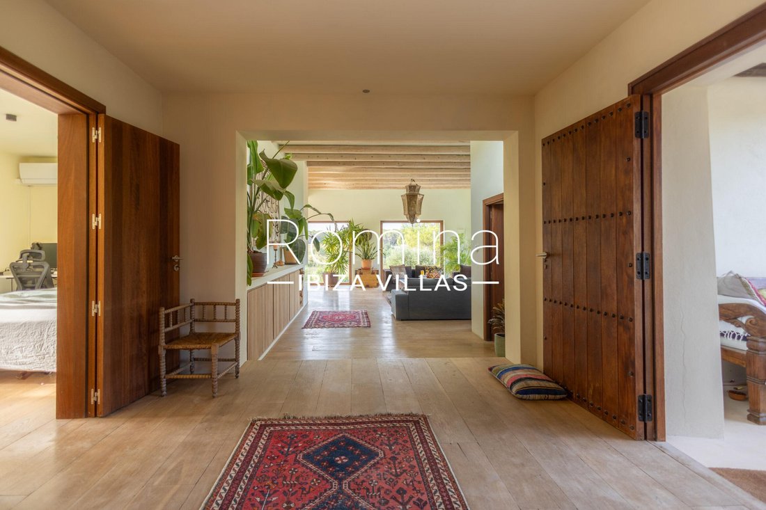 House in Santa Eularia des Riu, Balearic Islands, Spain 3 - 18468313