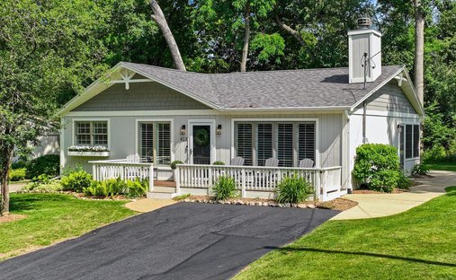House in Fontana-on-Geneva Lake, Wisconsin, United States 1